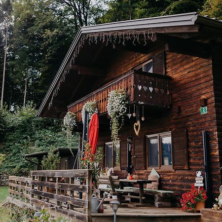 Knusperhaeuschen Villa Sattendorf Ngoại thất bức ảnh